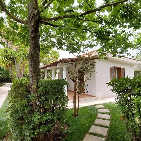 Trezene Village 4*