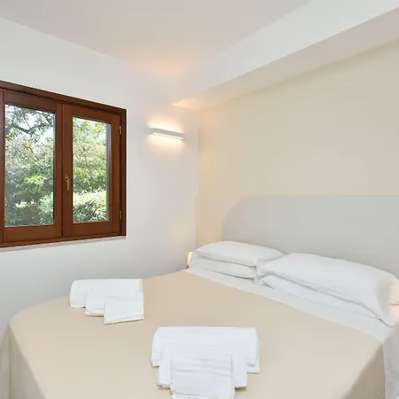 Trezene Village 4*