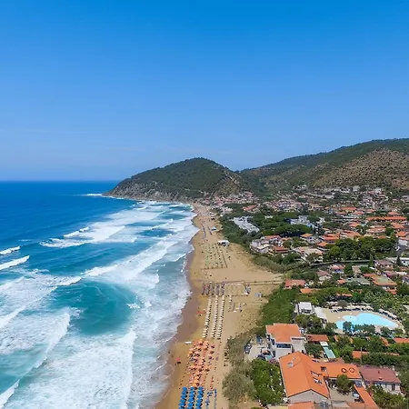 אתר נופש Trezene Village